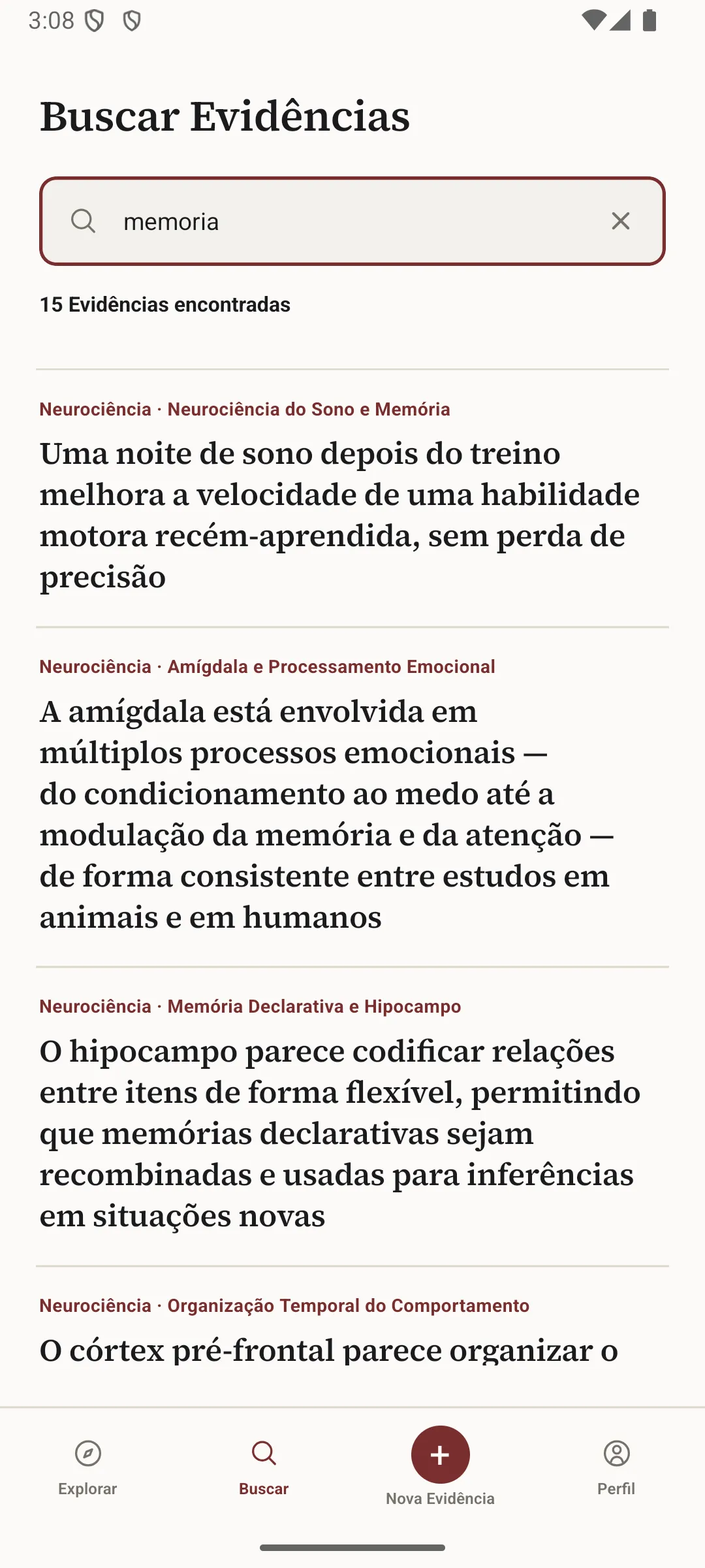 Tela Buscar do app com a busca por memória e 15 Evidências encontradas.